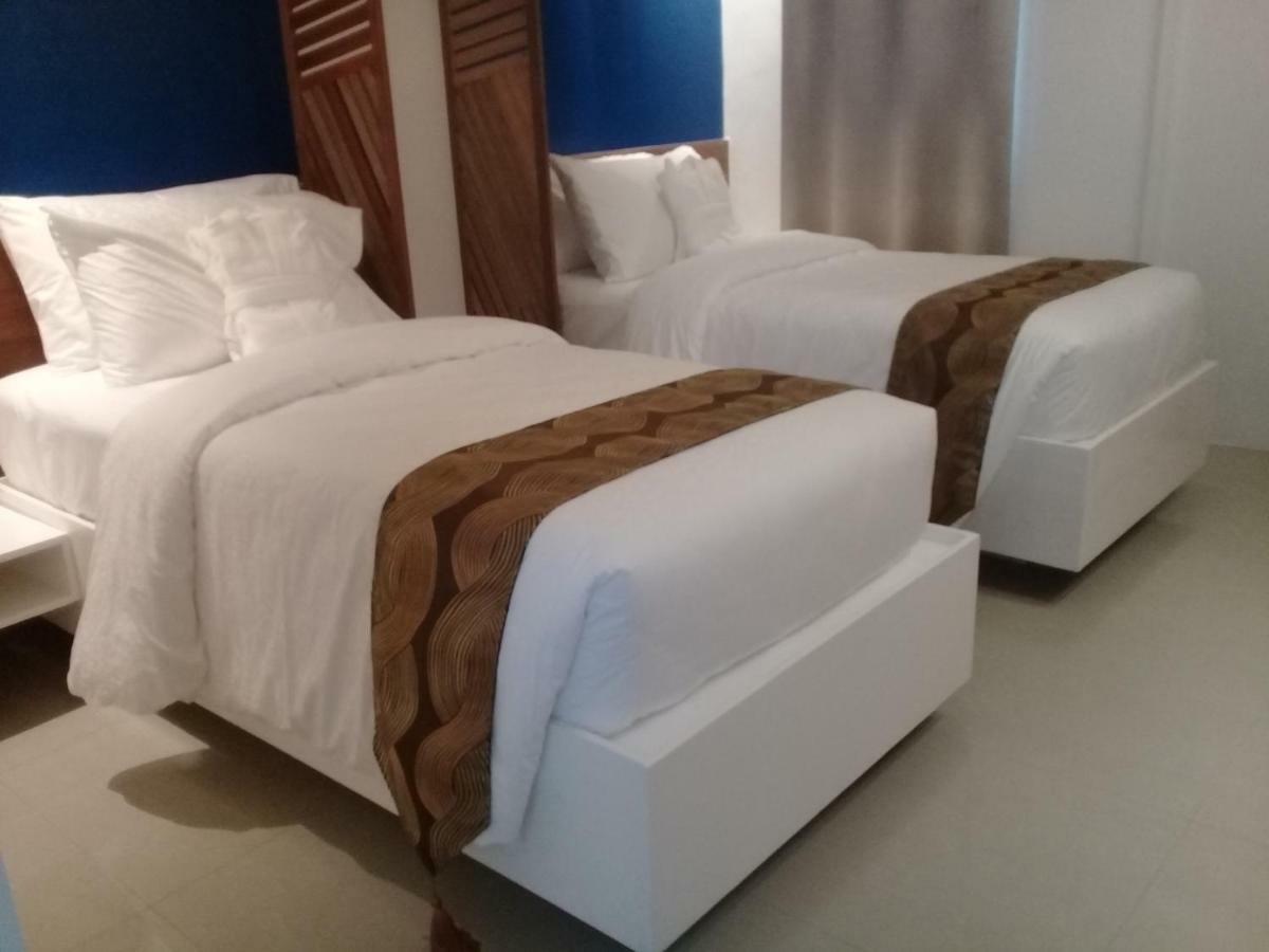 Oyo 609 G Executive Hotel And Spa Boracay Manoc-Manoc Zewnętrze zdjęcie