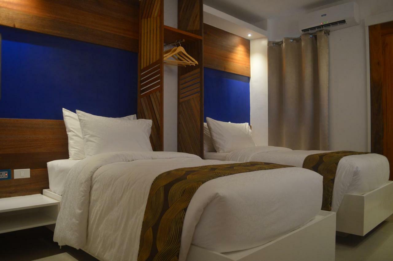 Oyo 609 G Executive Hotel And Spa Boracay Manoc-Manoc Zewnętrze zdjęcie