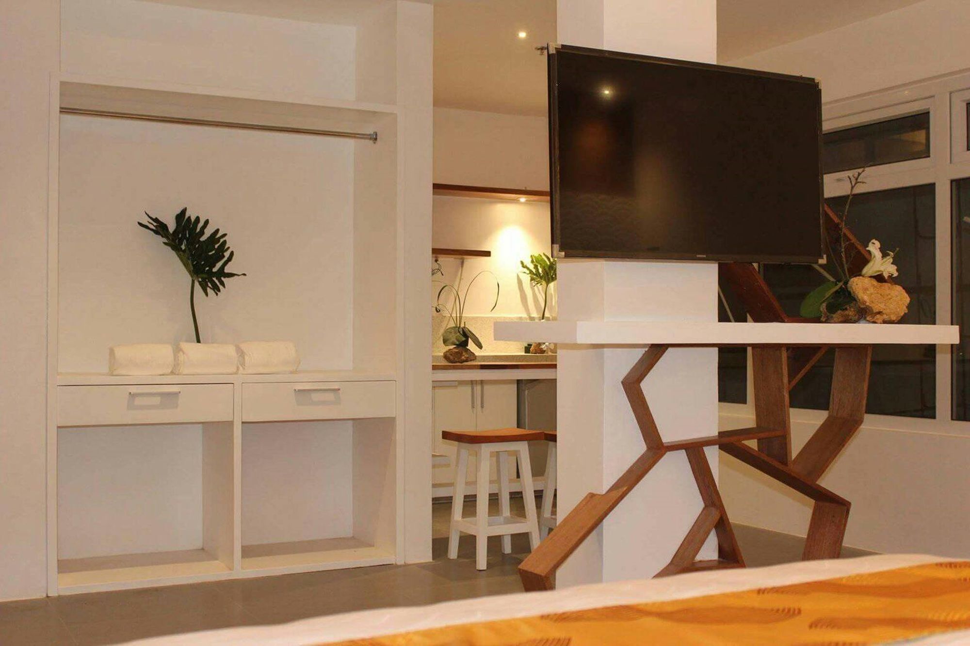 Oyo 609 G Executive Hotel And Spa Boracay Manoc-Manoc Zewnętrze zdjęcie